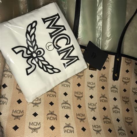 inside of mcm bag